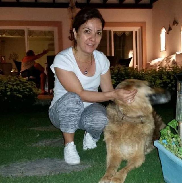 Annesini boğazına bıçak saplayıp öldürdü, 'Hatırlamıyorum' dedi