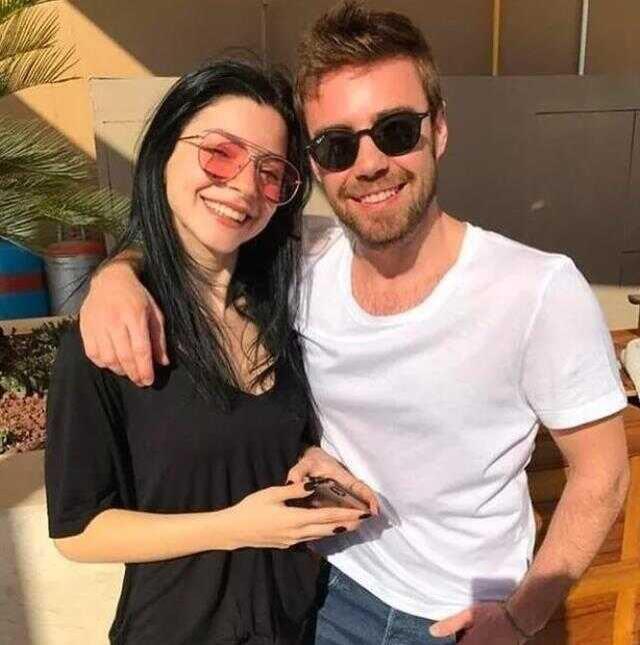 Evinin sokağından çıkarken görüldü! İki yıl evli kalan Merve Boluğur ile Murat Dalkılıç barıştı mı?