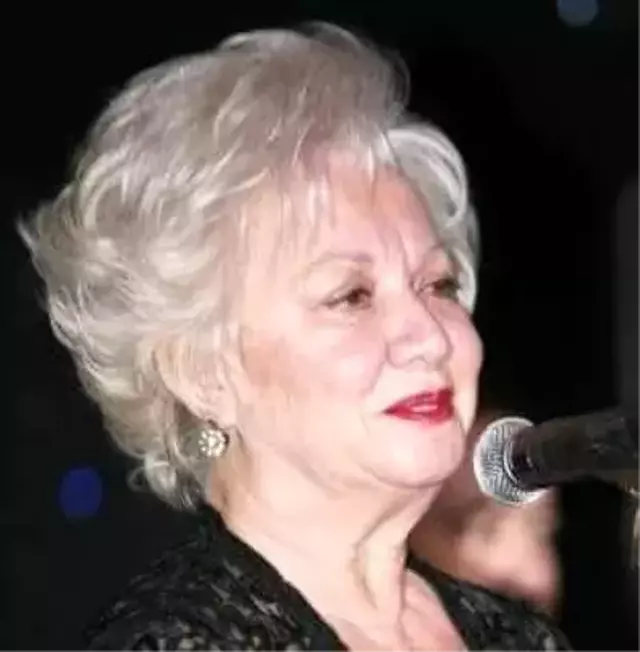 TRT'nin ilk spikeri Aytaç Kardüz, 79 yaşında hayatını kaybetti