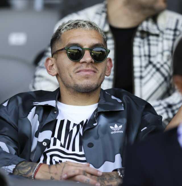 Arda Turan'ın takımı Eyüpspor'un maçına ünlü akını! Herkes Fatih Terim'e odaklandı