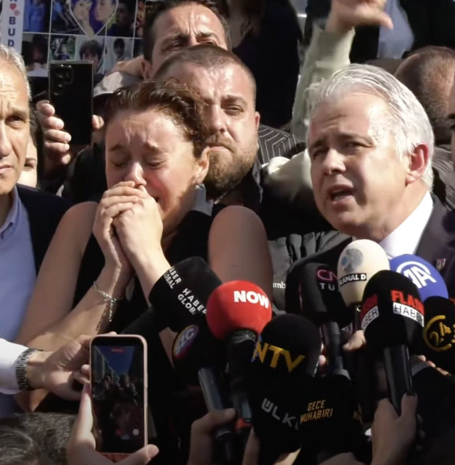 Mahkeme salonunda dava sürecinden bir kare