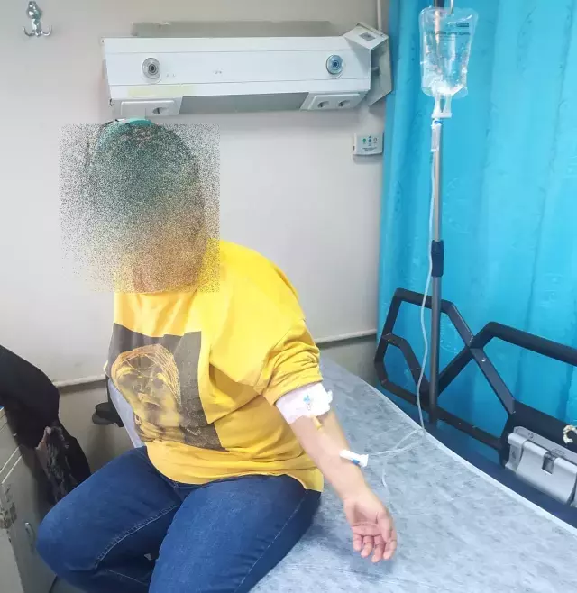 Zincir marketten aldığı sucukla tost yaptı, oğluyla beraber rahatsızlandı