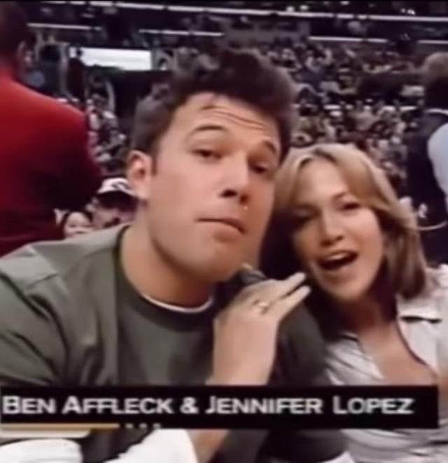 Jennifer Lopez ile evlenen Ben Affleck balayında ağzı açık uyuya kaldı