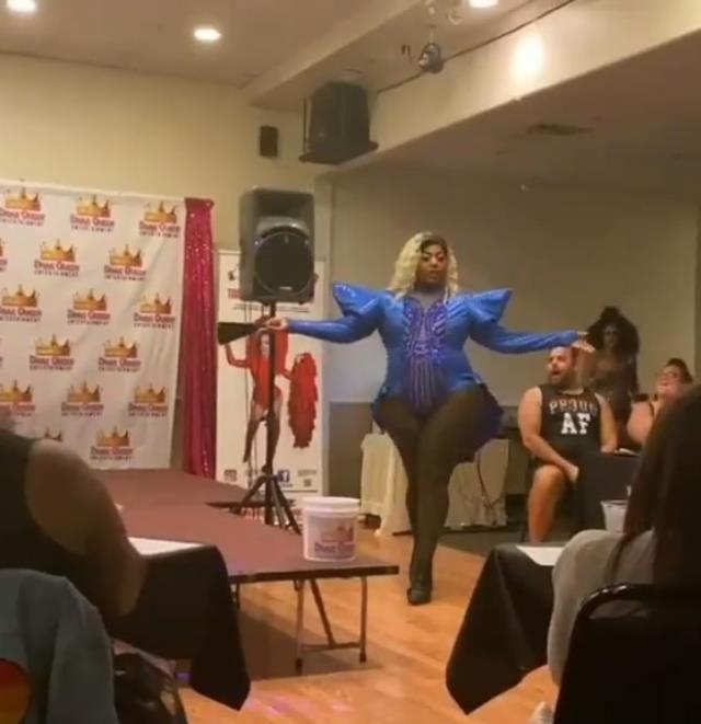 Trans birey dans gösterisi sırasında bir anda yere yığıldı, acı gerçek çok geçmeden anlaşıldı