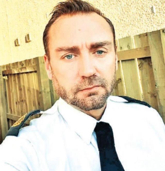 İngiltere'yi ayağa kaldıran skandal! Asteğmen ve görevli kadın nükleer denizaltıda cinsel ilişkiye girdi