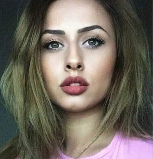 Ünlü isimler, ikinci kez kadın cinayeti iddiasıyla gözaltına alınan Ümitcan Uygun'a tepki gösterdi