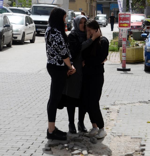 Eski eşini bıçaklayarak öldüren zanlı: 7-8 erkekle cinsel içerikli konuştuğunu gördüm