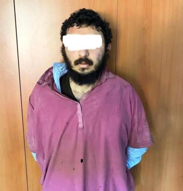 Eşinin boğazı kesilerek öldürüldüğü kavgayı gözyaşlarıyla anlattı: Zanlının babası cama çıkıp 'Temizledin mi' diye bağırdı