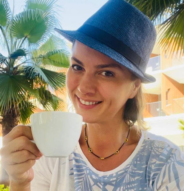 Açelya Akkoyun'dan 'Rol için soyunur musun?' sorusuna net cevap: Sahne için gerekiyorsa soyunurum