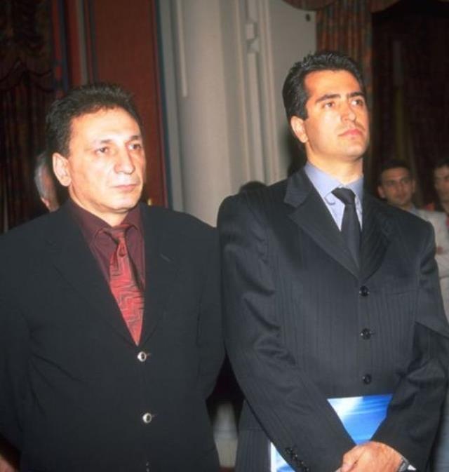 Prestij Meselesi filminde babası Mahsun Kırmızıgül'ü oynayan Mahmut Kırmızıgül babasının kopyası oldu