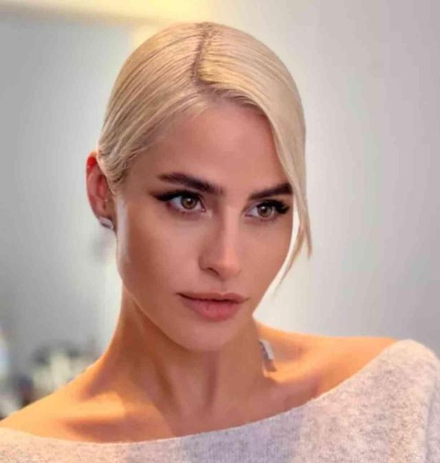 Büşra Pekin eski yeni hali! Çok değişti