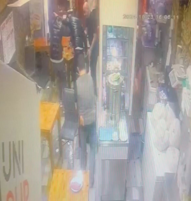 İstanbul'da bir garip olay: Çorbacıda kendini vurdu, işletmeci kameranın fişini çekti