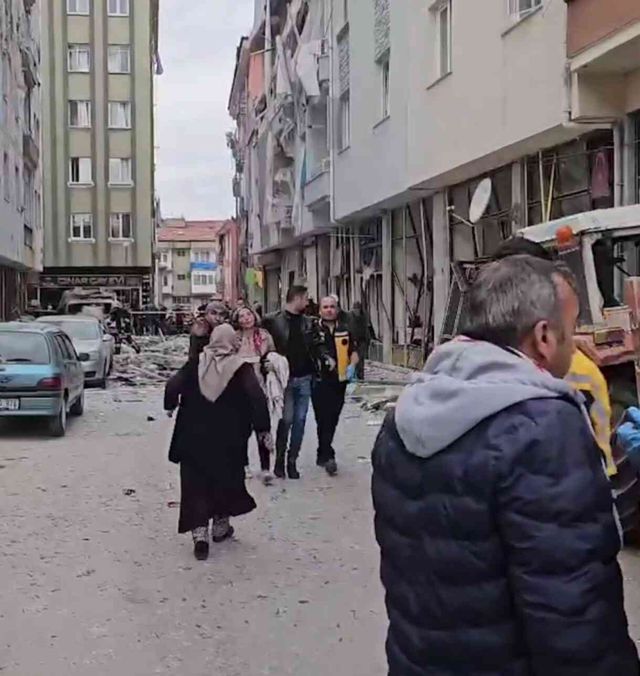 Çorum'daki doğal gaz patlamasında ilk görüntüler
