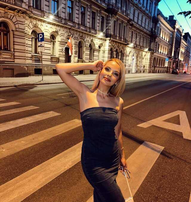 Ünlü sunucu Deniz Satar'dan 'Spor medyasından ekmek yiyen kadına bak' yorumuna tokat gibi cevap