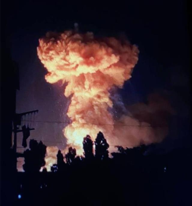 Ukrayna, Rusya'ya ait mühimmat deposunu vurdu