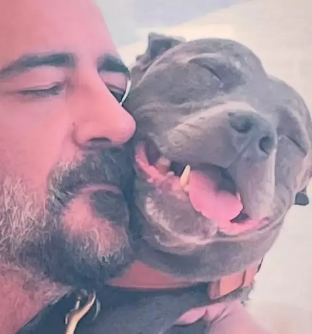 عکس جلیل نالچاکان و سگش رودین