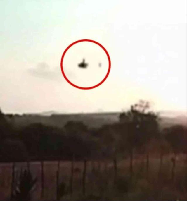 Brezilya'da test uçuşu sırasında düşüp alev topuna dönen helikopterin 2 pilotu yanarak can verdi