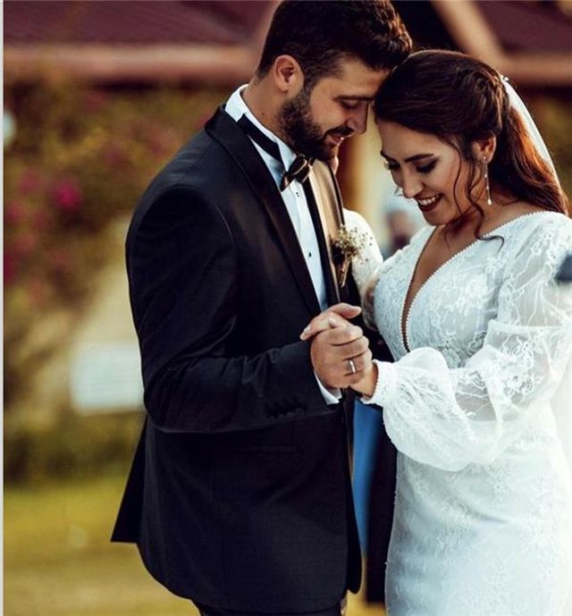 Çok Güzel Hareketler 2'nin sevilen ismi evlendi