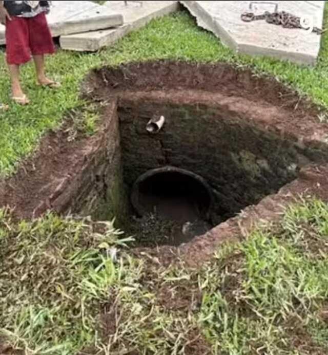 Yağmur fırtınasında kanalizasyona düşen çocuk, 300 metre sürüklendi. Mucizevi bir şekilde başka bir kanalizasyon deliğinden çıkarak kurtuldu