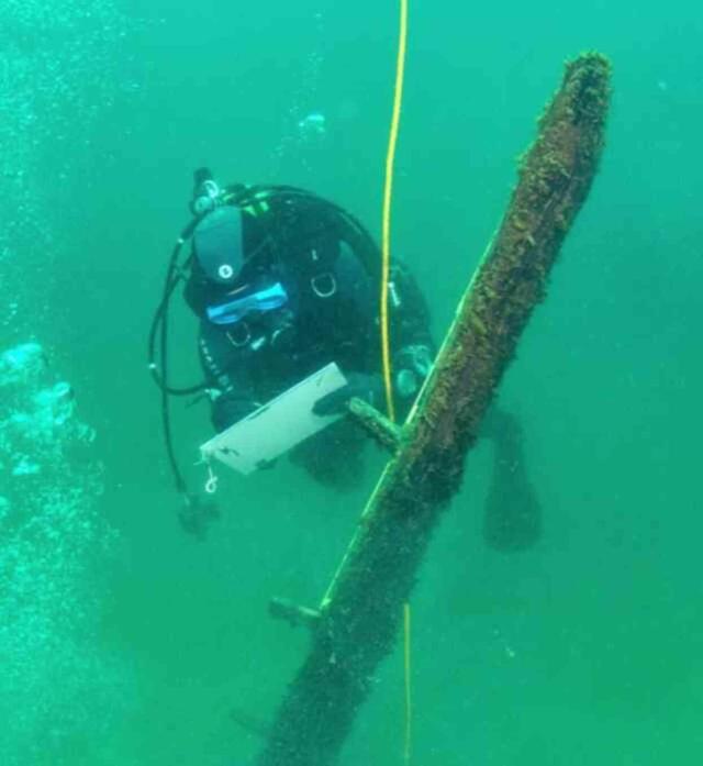 350 yıl önce çıktığı ilk seferde batan lanetli geminin enkazı bulundu