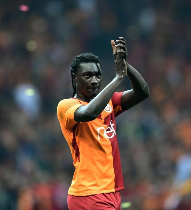Galatasaraylıların sevinci kursağında kaldı! İşte Gomis'in geri dönmek için istediği çılgın rakam