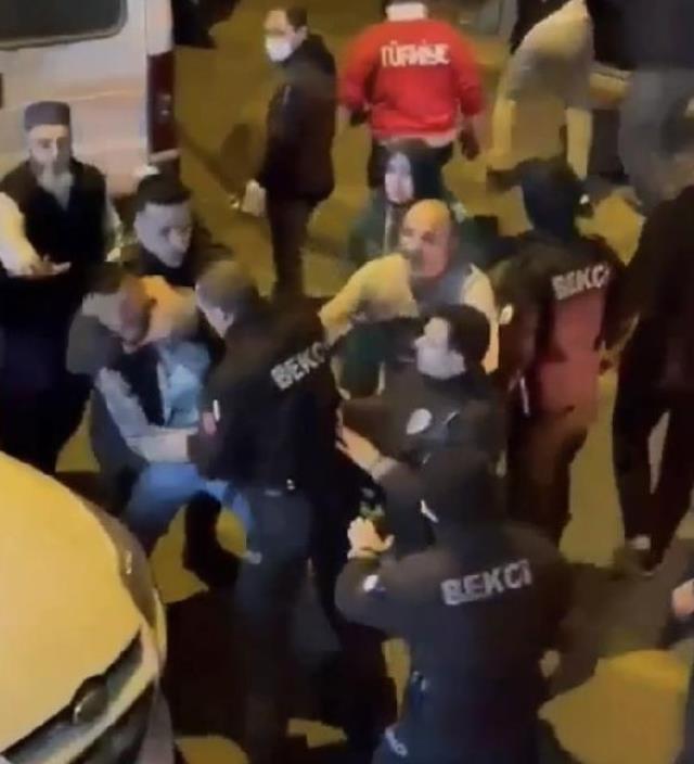 Esenler'de bekçilerle mahalleli arasında kimlik sorma arbedesi