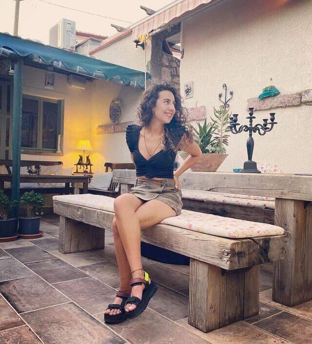 Tıpa tıp annesi! Şevket Çoruh'un kızını görenler şaşkınlıklarını gizleyemiyor