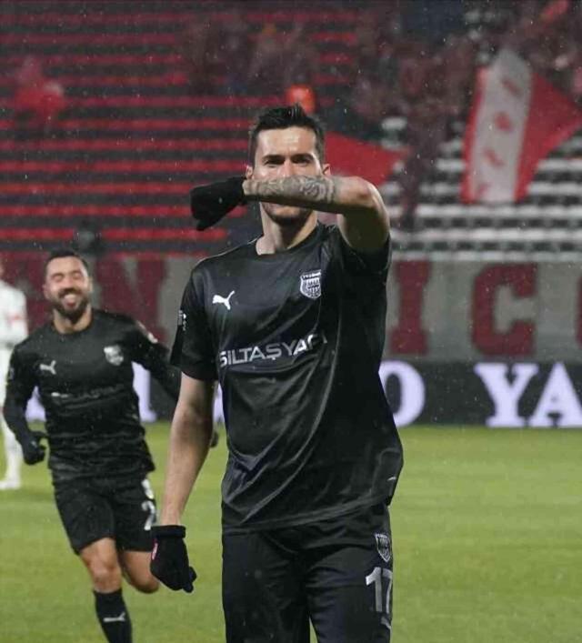 Yok artık Umut! Pendikspor'da yaptıklarını gören Fenerbahçeliler 'Keşke gitmeseydi' diyor