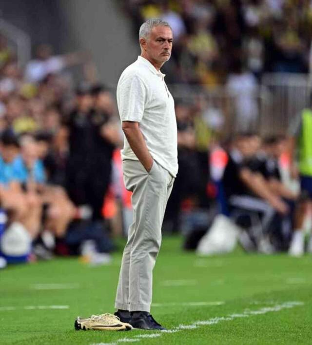 Jose Mourinho için çok konuşulacak ifadeler! Avrupa Fenerbahçe'nin Lugano zaferini konuşuyor