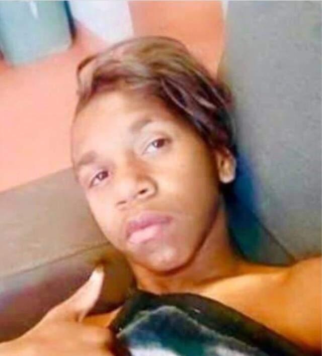 Avustralya'nın ıssız bölgesinde kaybolan iki genç mucize eseri canlı bulundu