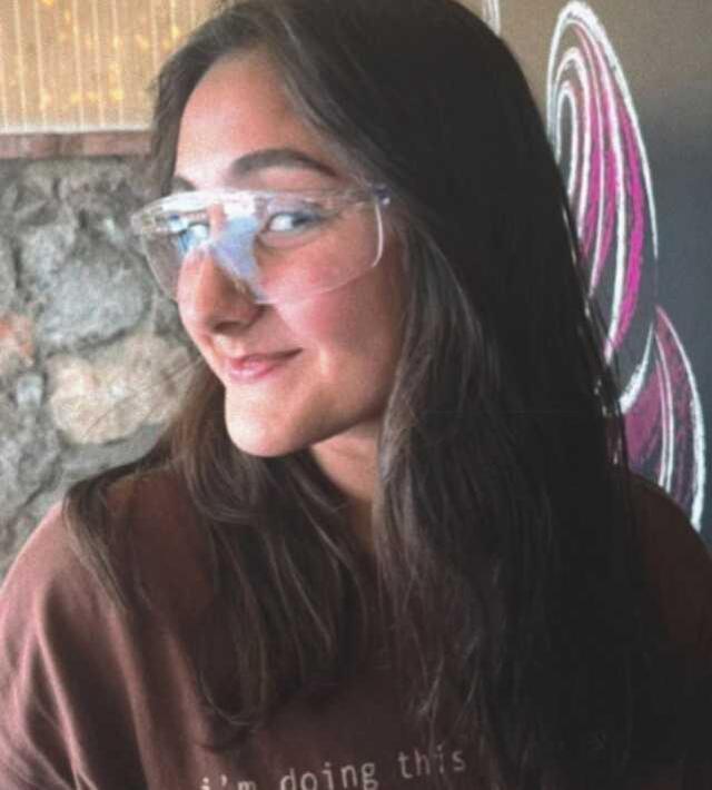 Kız öğrenci yurdunda asansöre sıkışan öğrenci hayatını kaybetti! Asansörün aynasına yazdığı not yürek yaktı