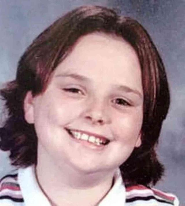 Zorla hücreye girip tecavüzcünün alnına bu dövmeyi yaptı