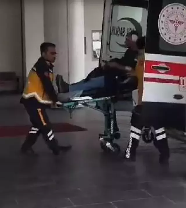 Öğretmen, eski öğrencinin velisi tarafından tabancayla vuruldu