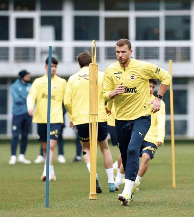 Adı bile unutulmuştu! Fenerbahçeli Luan Peres, takıma geri döndü