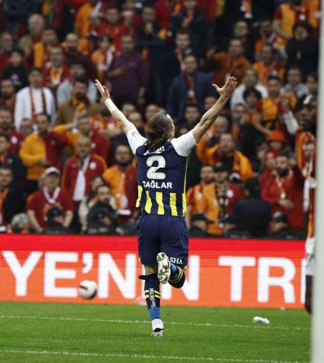 Şampiyonluk son haftaya kaldı! Fenerbahçe, Galatasaray'ı deplasmanda 1-0 yendi