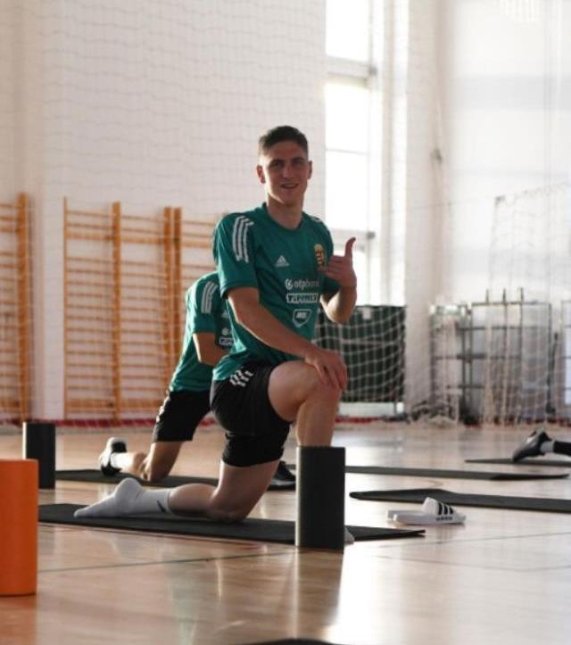 Fenerbahçe'nin ilk transferi Szalai'nin kankası çıktı! Kulübün paylaşımına alev attı