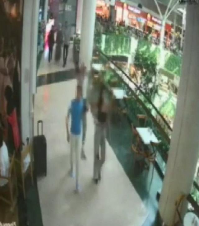 Görüştüğü kızın sevgilisi üzerine pitbull saldı, kulağı koptu