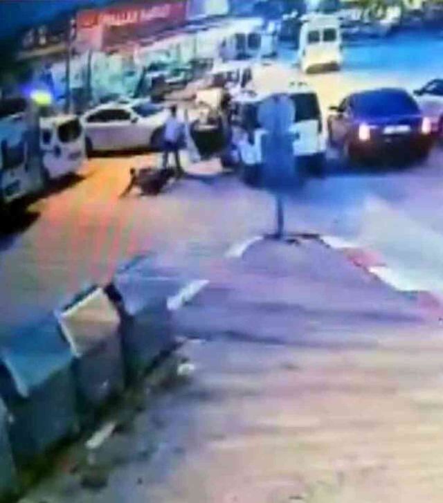 Yol verme tartışmasında silahlar çekildi: Yerden seken kurşun 4 yaşındaki kıza isabet etti