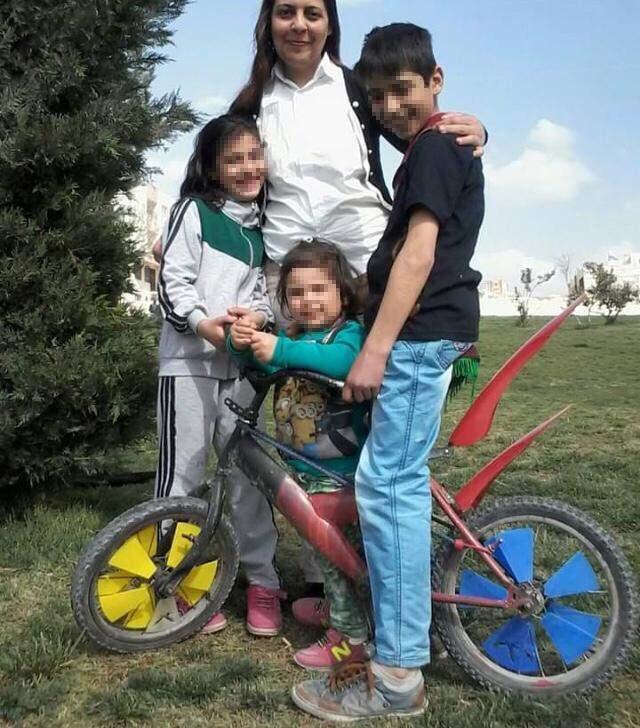 80 metre havada savruldu! 3 çocuk annesi kadını ölüme götüren kaza kamerada