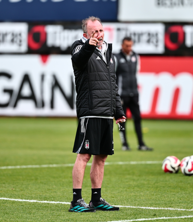 Dün anjiyo olan Sergen Yalçın'dan ilk kare