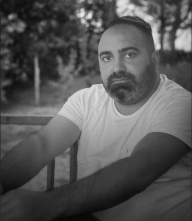 Taksi şoförü direksiyon başında uğradığı silahlı saldırıda hayatını kaybetti