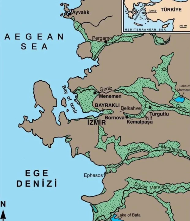 Kent güne depremle uyandı, uzmanı 'uzaklaşın' diyerek uyardı