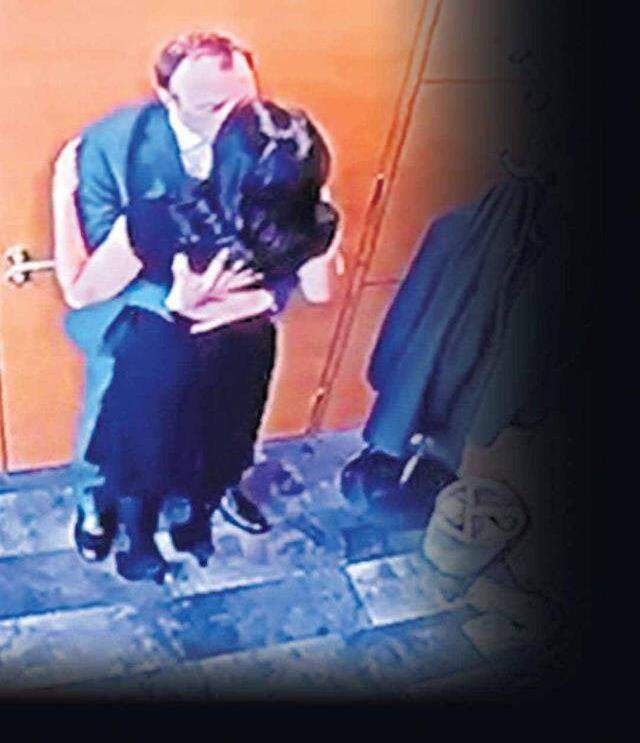 İngiltere Sağlık Bakanı Hancock 15 yıllık eşini, danışmanıyla aldattı! Kameralara dudak dudağa yakalandı