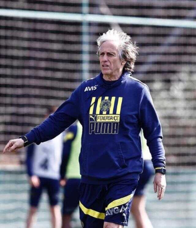 Fenerbahçe teknik direktörü Jorge Jesus'un paylaşımı sosyal medyayı yıktı