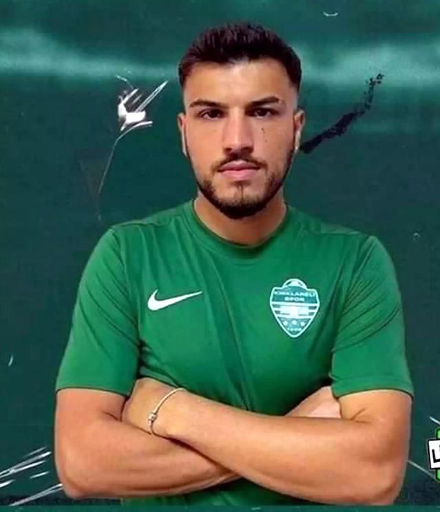 Kırklarelisporlu futbolcu Cenk Doğan kaza geçirdi