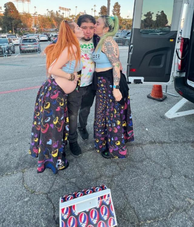 İki eşi olan adam, ikinci eşini de hamile bıraktı! Dört gözle bebeği bekliyorlar