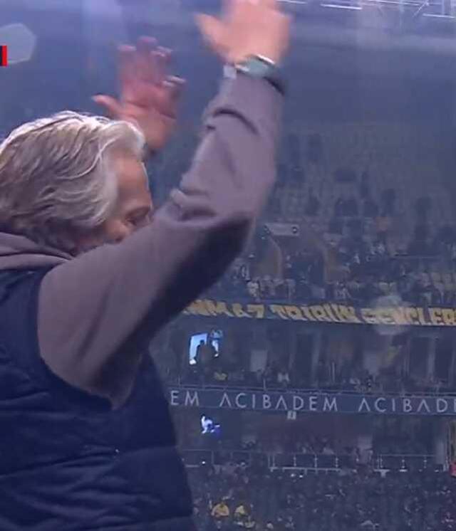 Bu kez film koptu! Fenerbahçe tribünleri ve Jesus arasında olay çıktı