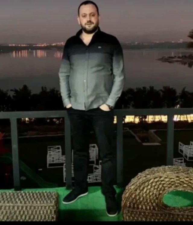 Mermiler vücudunun birçok yerine isabet etti! Evinin bulunduğu siteye girerken çapraz ateşe tutulan kişi öldü