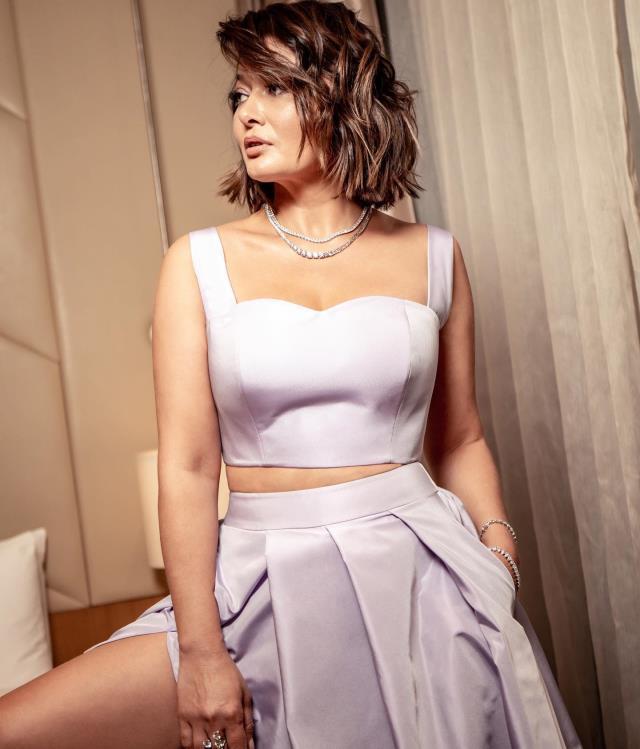 Nurgül Yeşilçay'ın ablasını görenler şaşkınlığını gizleyemiyor! Ayırt etmek mümkün değil