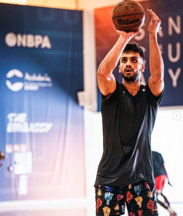 Ömer Yurtseven NBA yıldızlarıyla özel idman yapıyor
